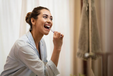 Az alapos fogmosás nagyon fontos, de önmagában nem elég.